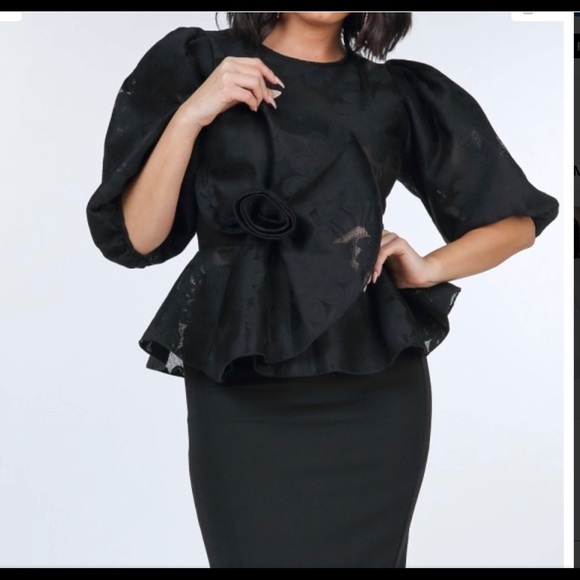 Black Puff Sleeve Flower Patch Lace Peplum Top - Picture 1 of 3